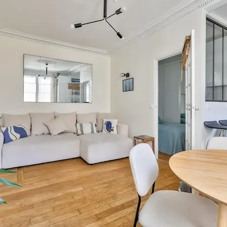 Apartament Near Grands Boulevards Paryż